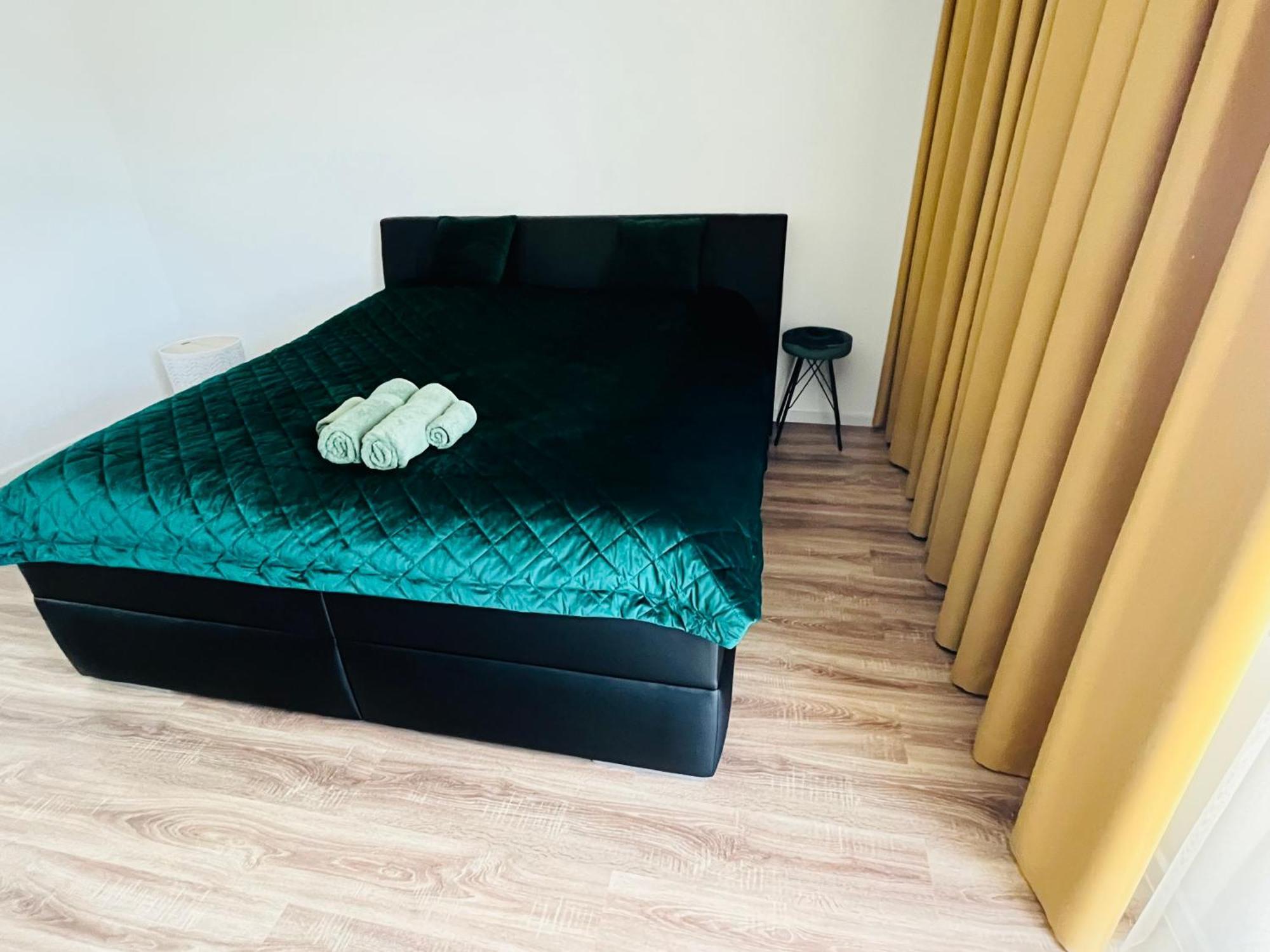 Trenčín Apartman Urbanpark מראה חיצוני תמונה